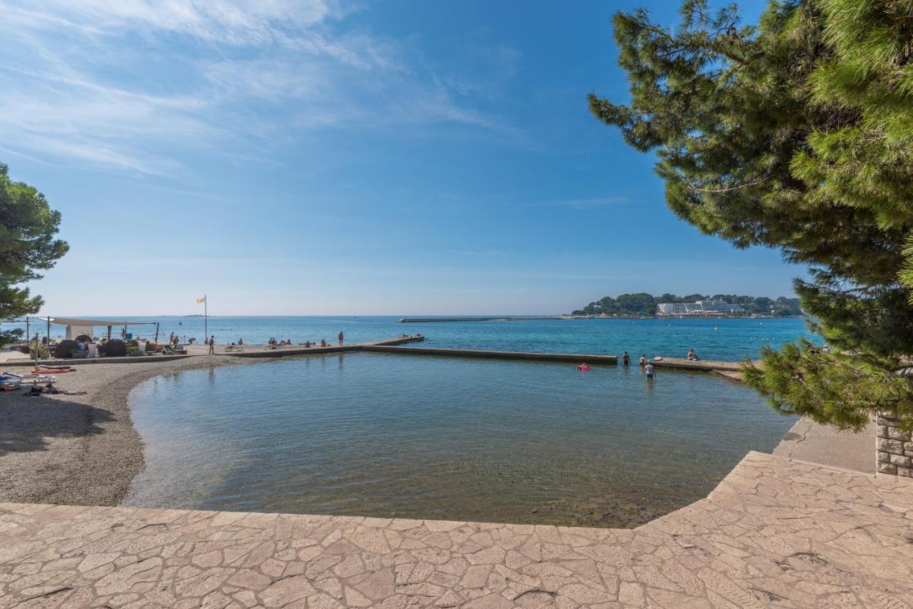 Apartments Vita Porec Bagian luar foto