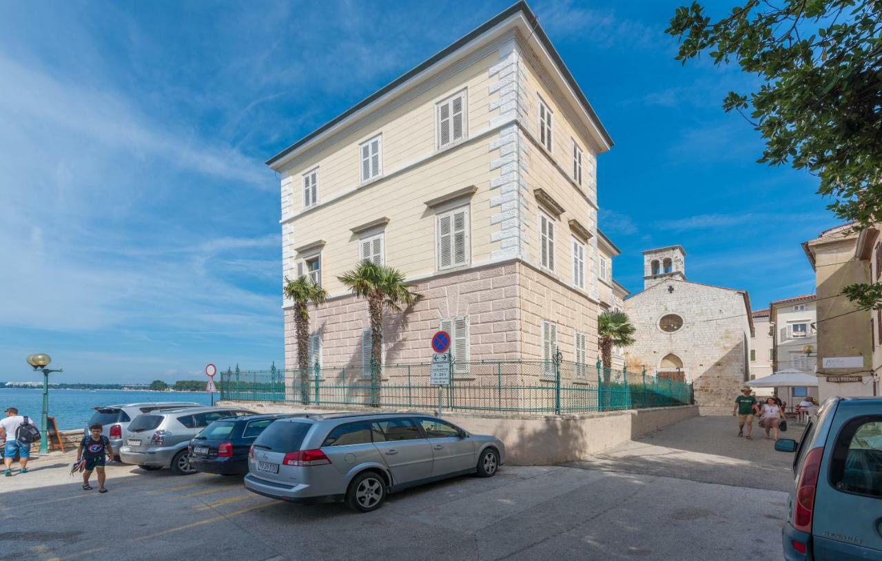 Apartments Vita Porec Bagian luar foto