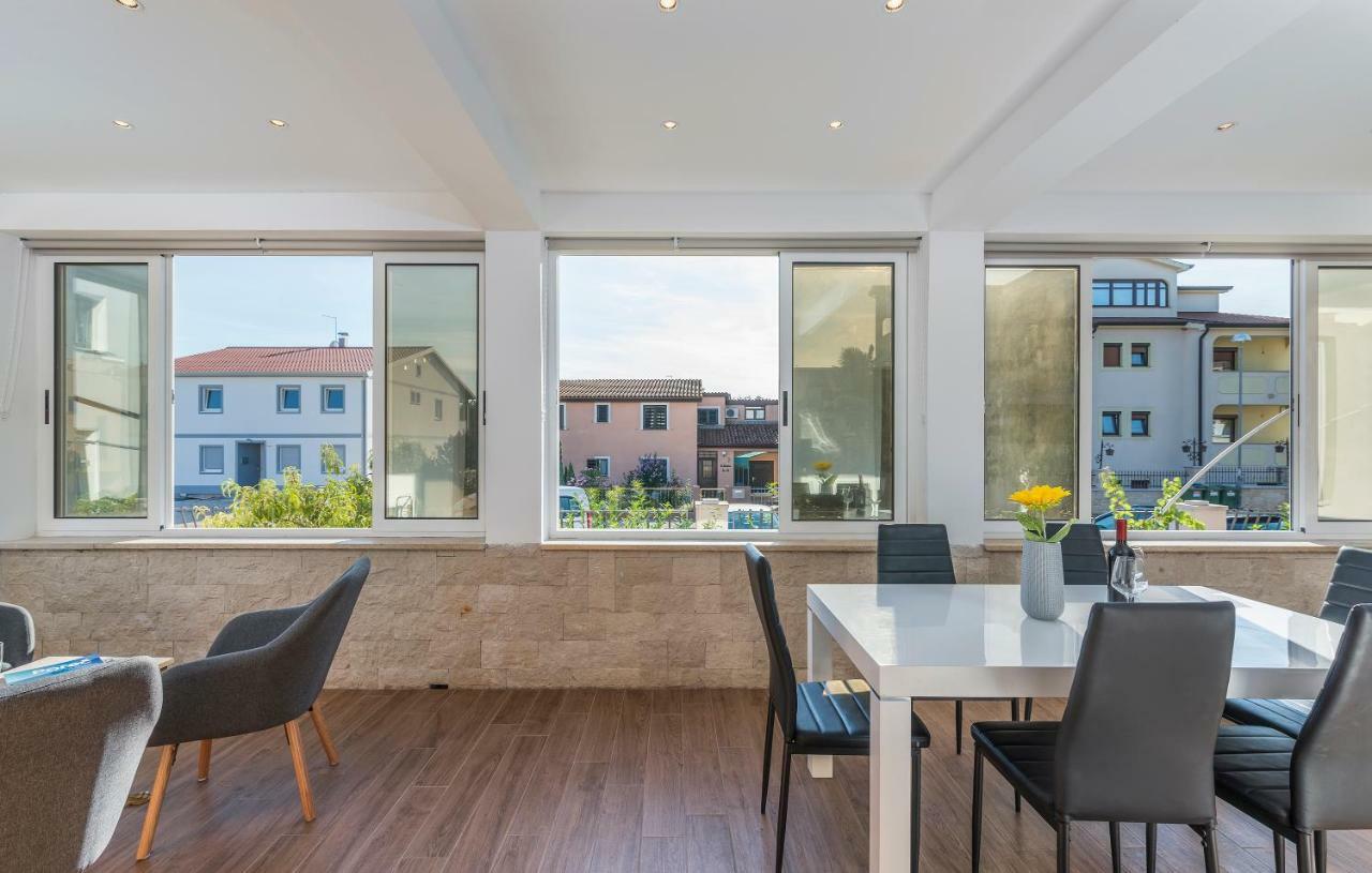 Apartments Vita Porec Bagian luar foto